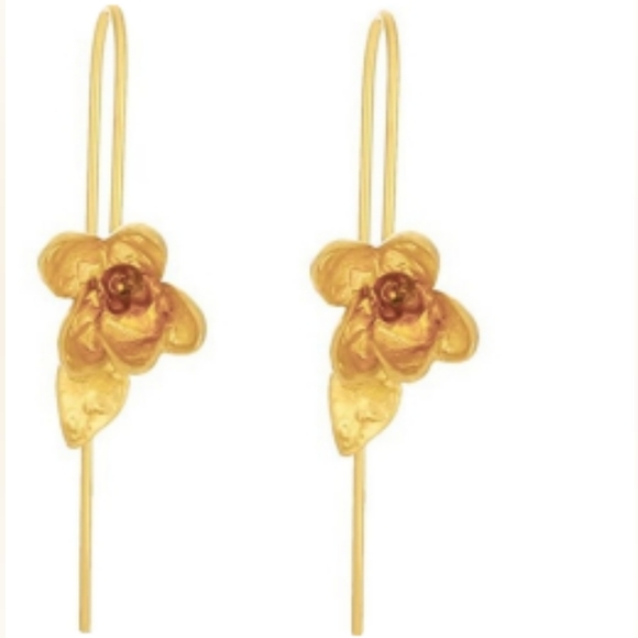 Gold Little Flower w Leaf Earrings 3D Leaves Flowers Modern Botanical Nature New - Picture 7 of 8